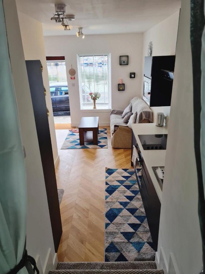 Penlea 1-Bed Flat With Harbour View In Tarbert Apartman Tarbert  Kültér fotó